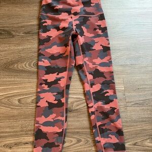 Lululemon Wunder Under High-Rise Tight 25" in Heritage Camo Smoky Red Night Sea